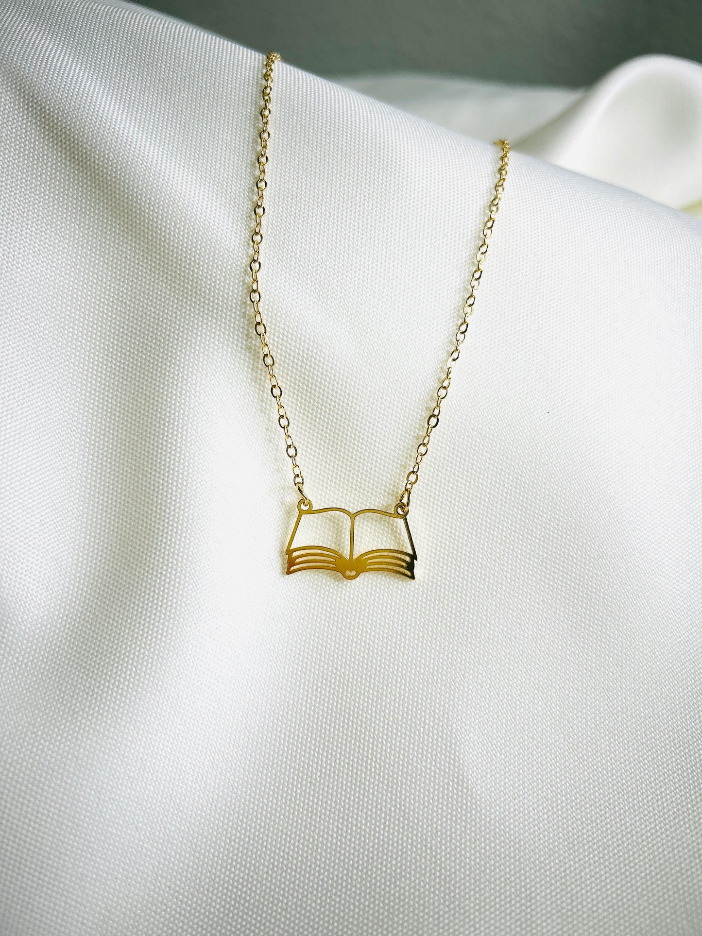 Open Book Pendant Gold
